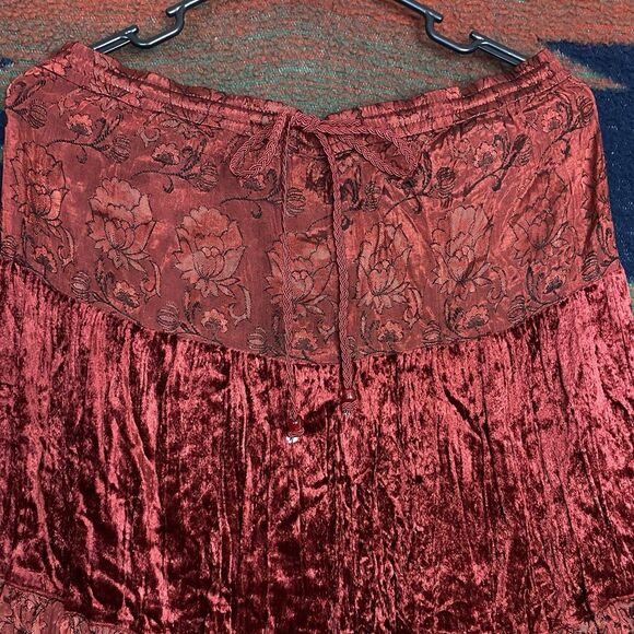 Vintage 90’s JFW Rayon Velvet Maxi Skirt. India. Whimsygoth. Goth. Boho. Small. - Picture 2 of 16
